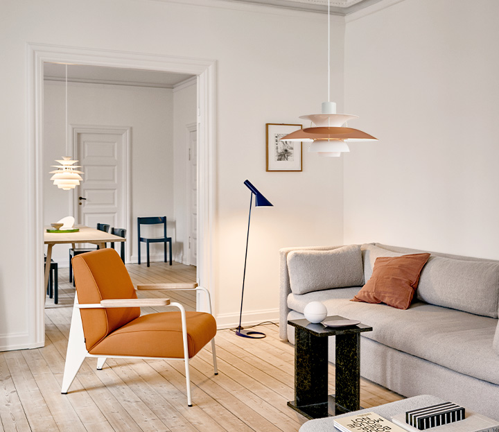 Осветление на хола Осветление на хола